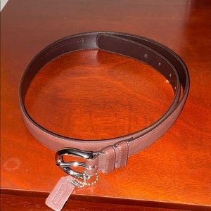 Coach 8504 Belt with logo